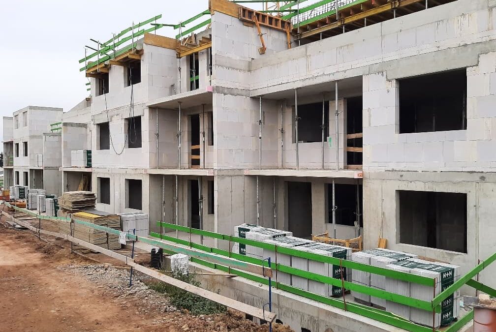 Bytový dům Chabry Praha 8